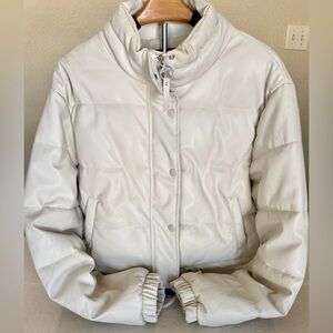Love Tree cropped faux leather puffer jacket size medium
